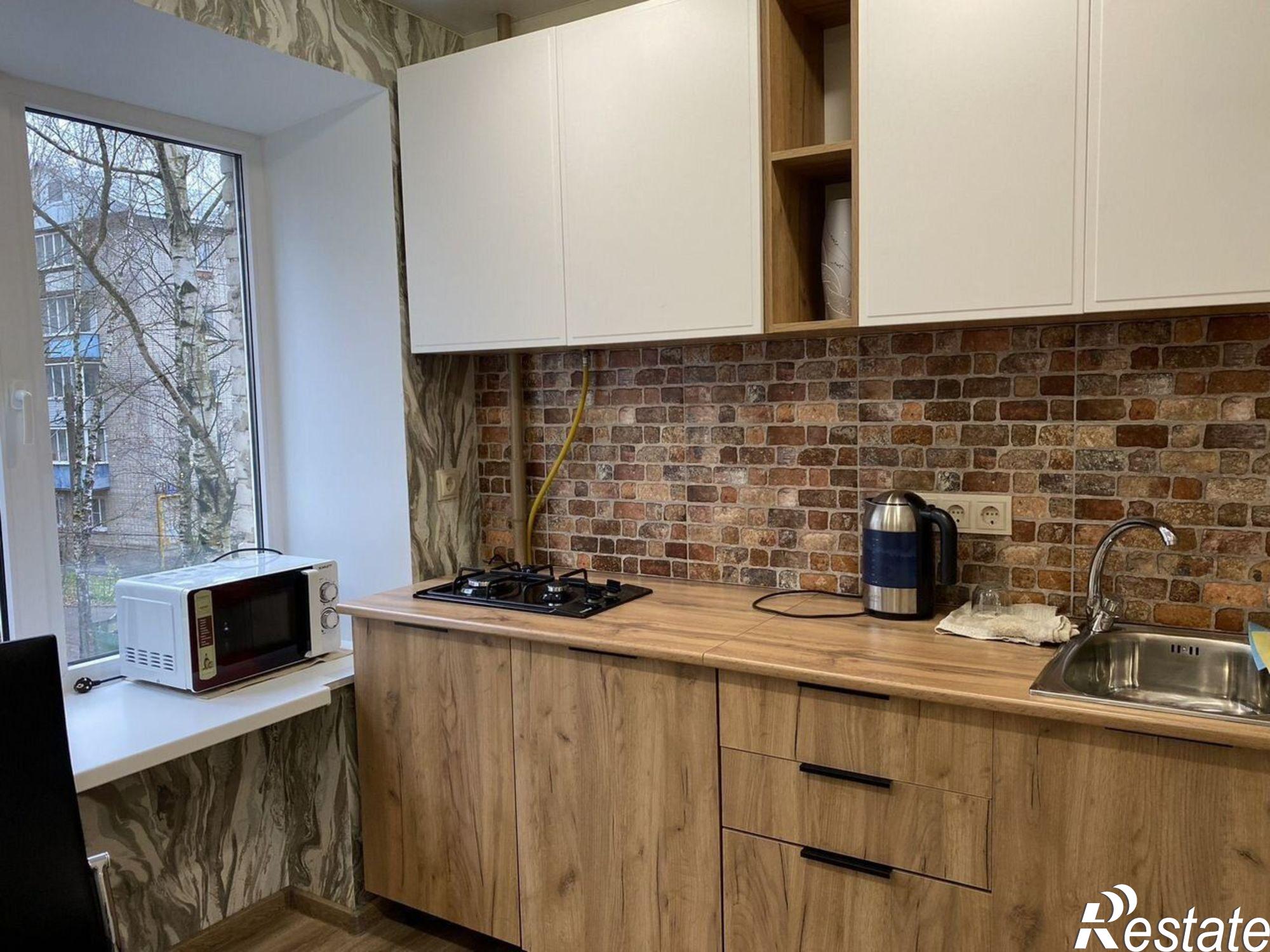 Сдать квартиру за 28 000 рублей на улица Верхняя Дуброва, 16