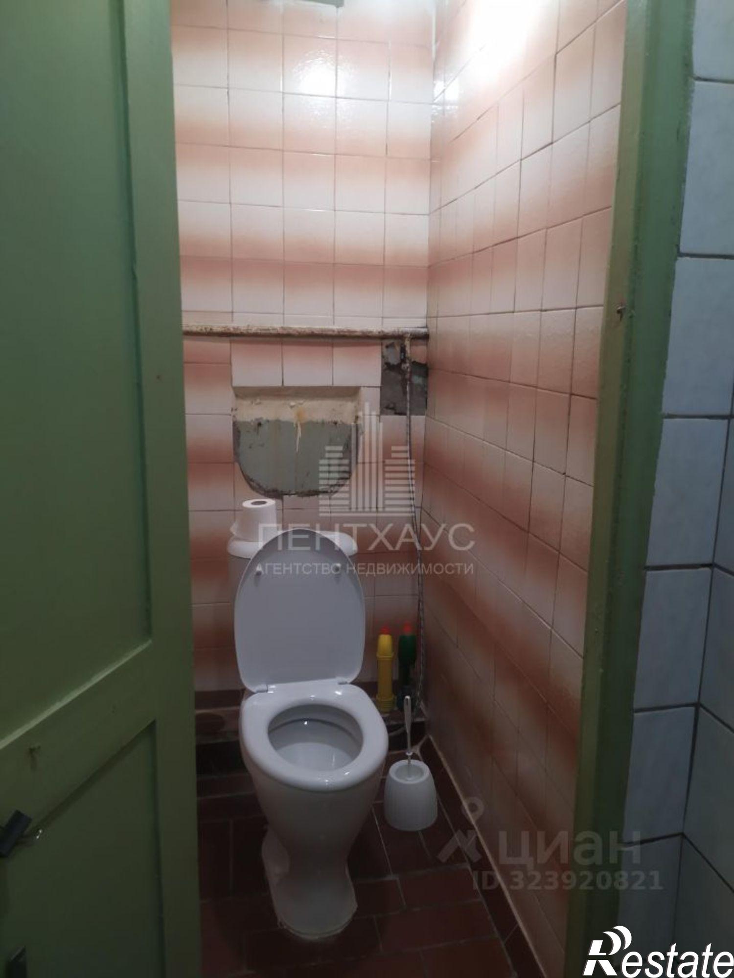 Купить комнату за 980 000 рублей на ул Большая Нижегородская, 95