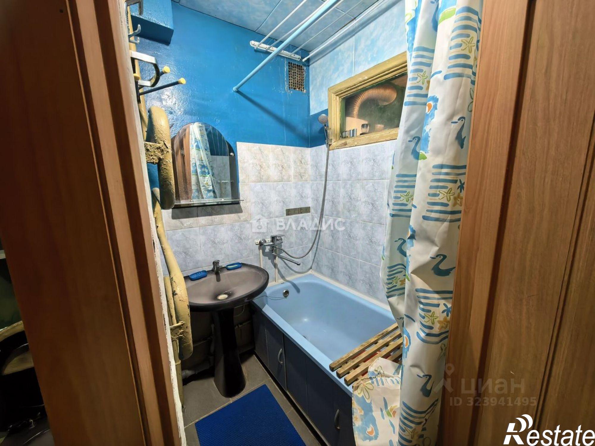 Сдать квартиру за 17 000 рублей на улица Крайнова, 14