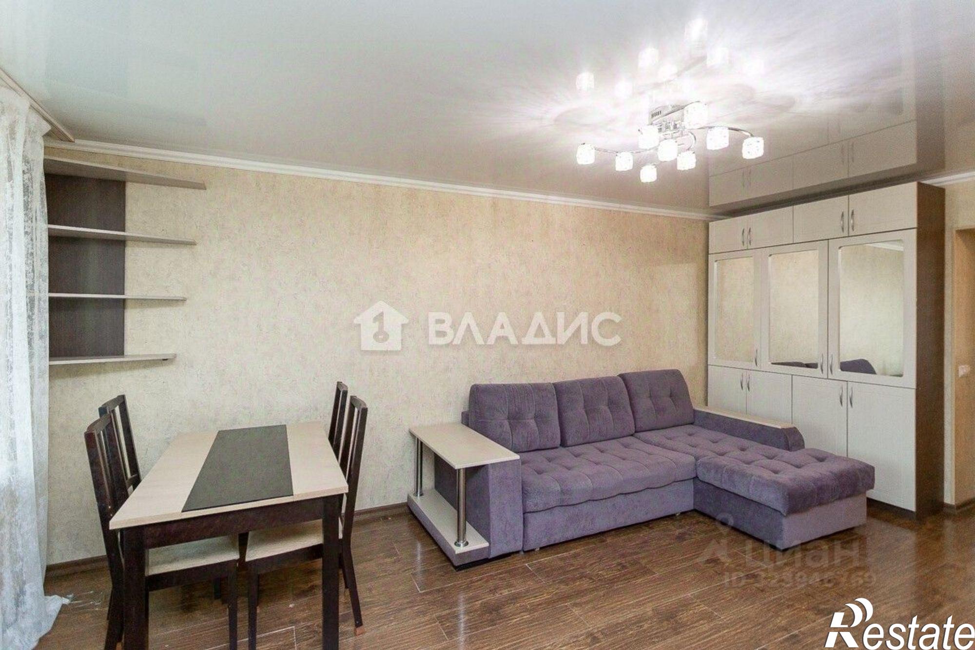 Сдать квартиру за 28 000 рублей на проспект Строителей, 17