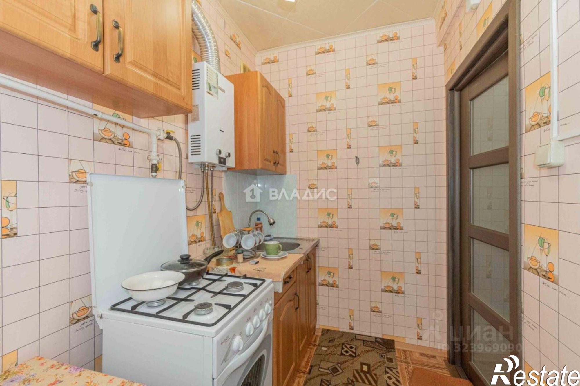 Купить квартиру за 2 500 000 рублей на Молодёжная улица, 12