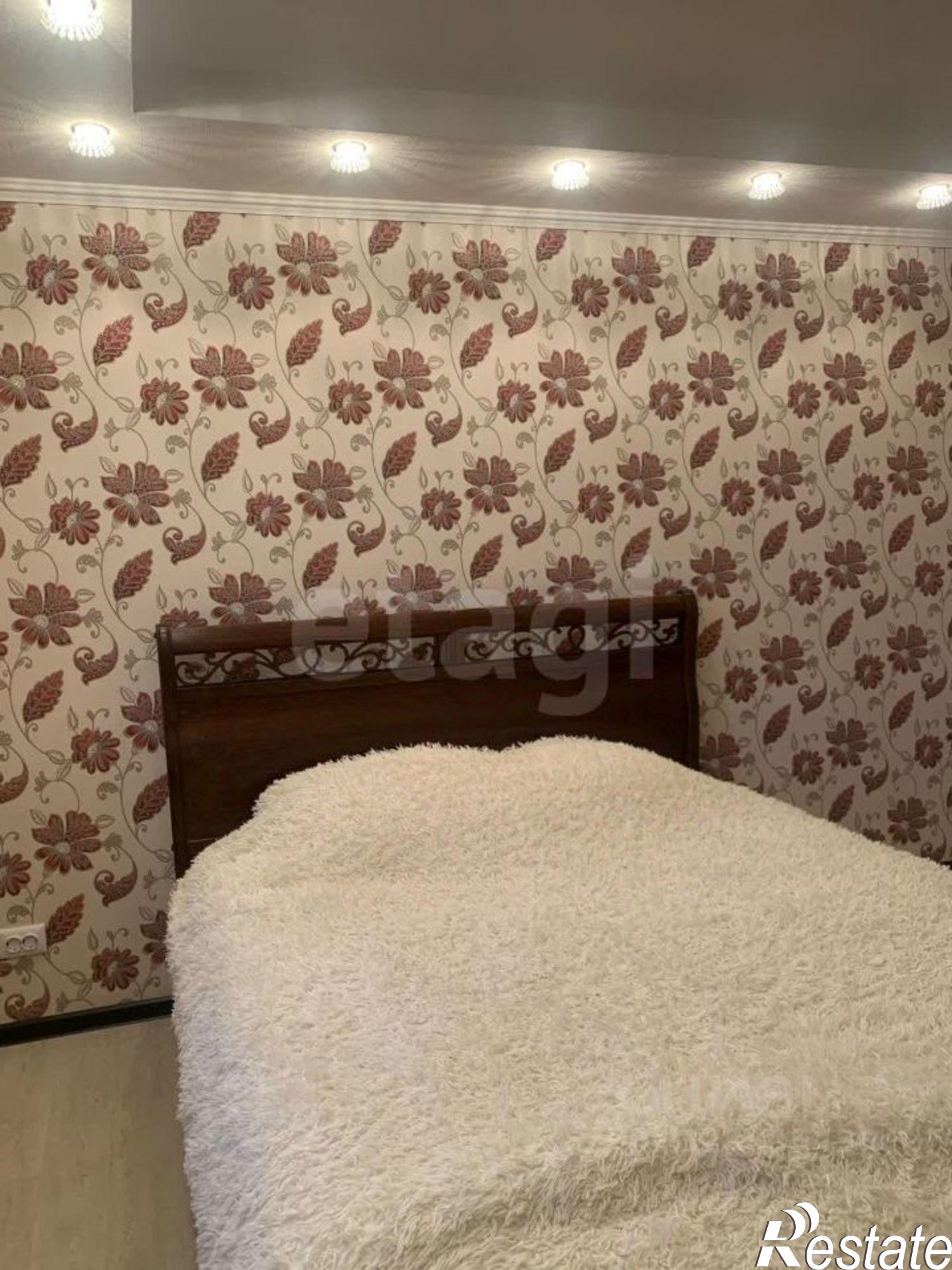 Сдать квартиру за 50 000 рублей на улица Мира, 4Б