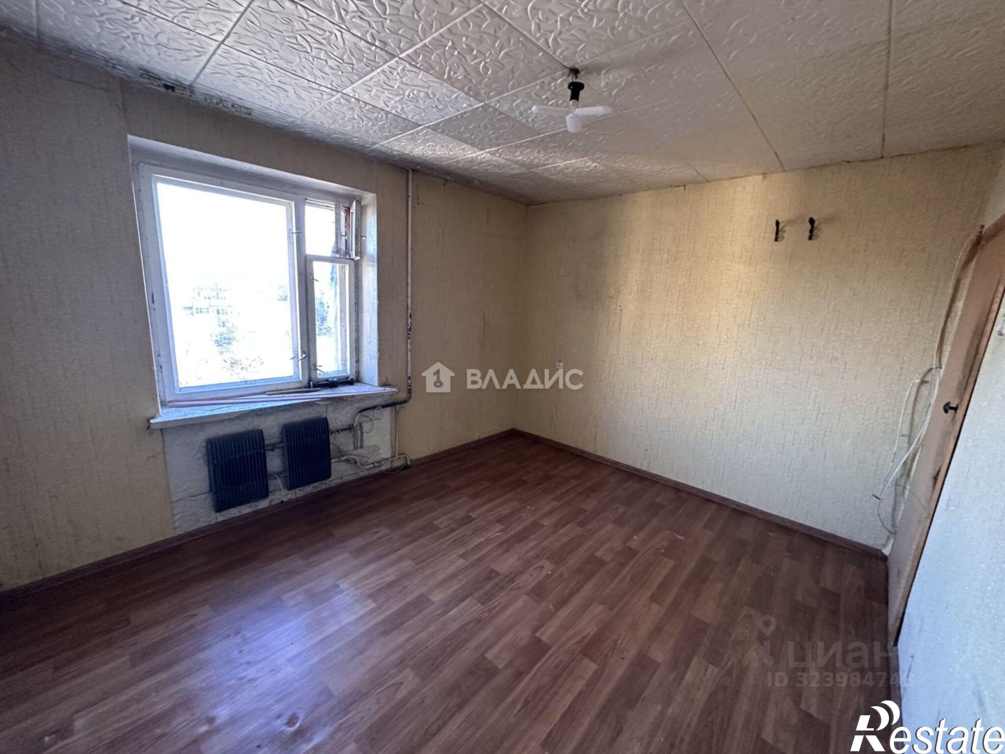 Купить комнату за 900 000 рублей на Тракторная улица, 1В