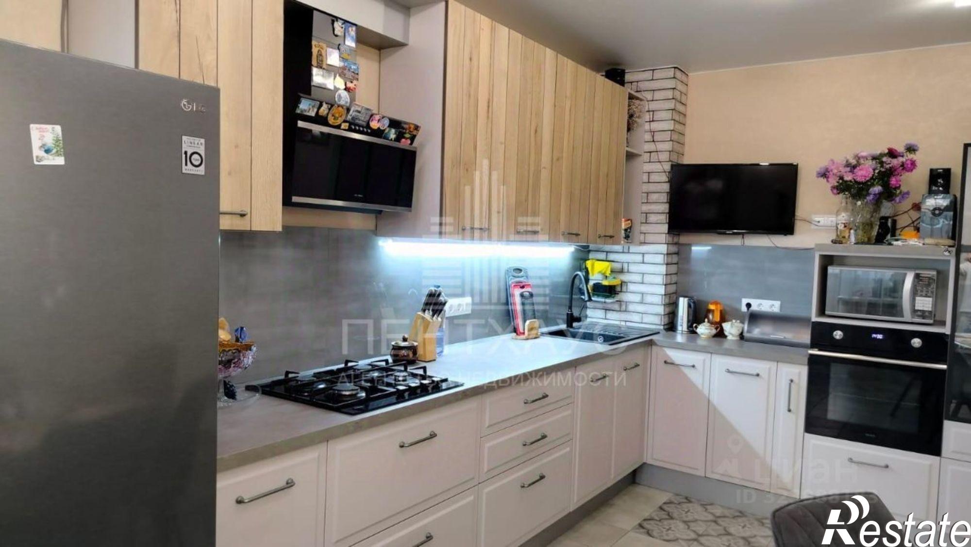 Купить квартиру за 11 990 000 рублей на 3-я Кольцевая улица, 14