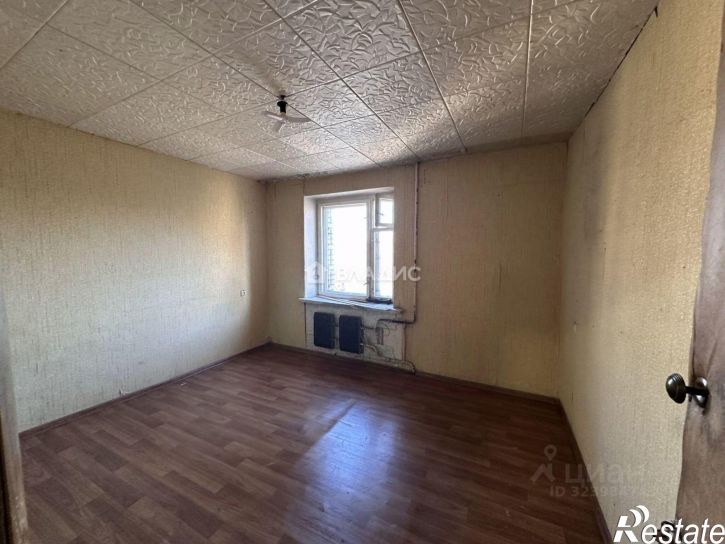 Комната Тракторная улица, 1В,  д. 1В