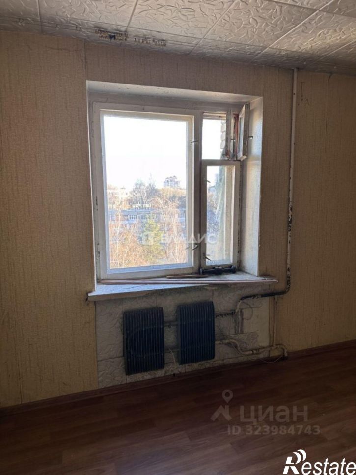 Комната Тракторная улица, 1В,  д. 1В