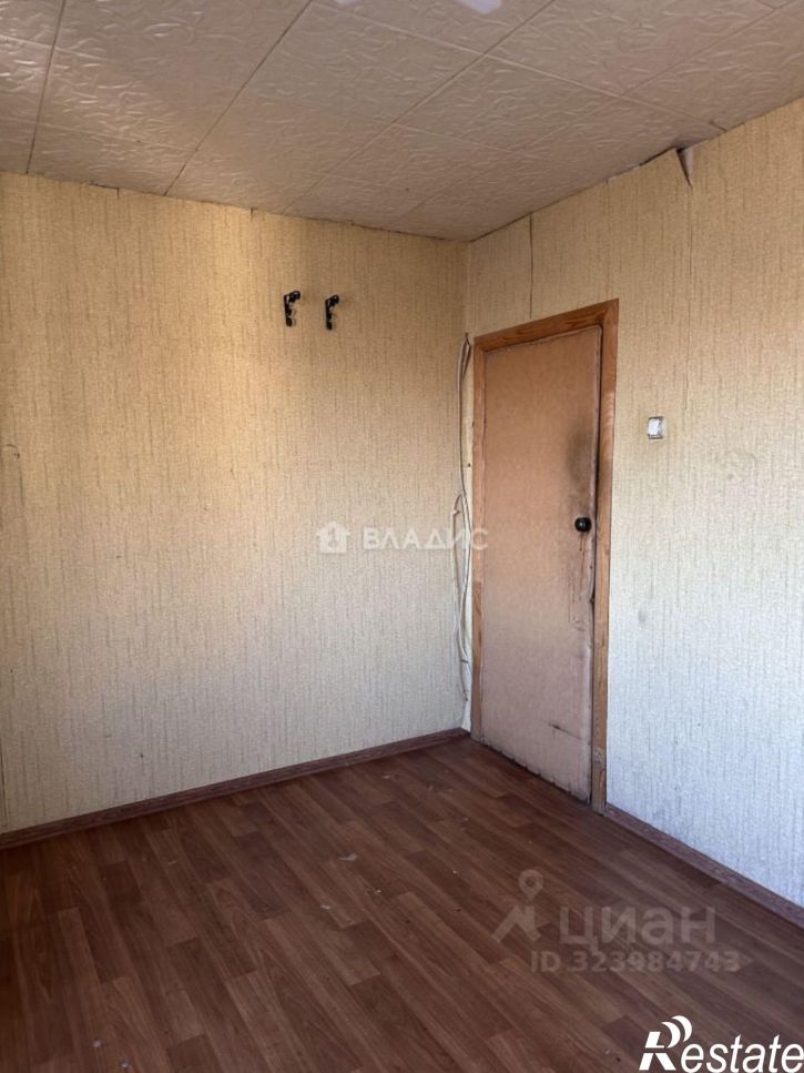 Комната Тракторная улица, 1В,  д. 1В