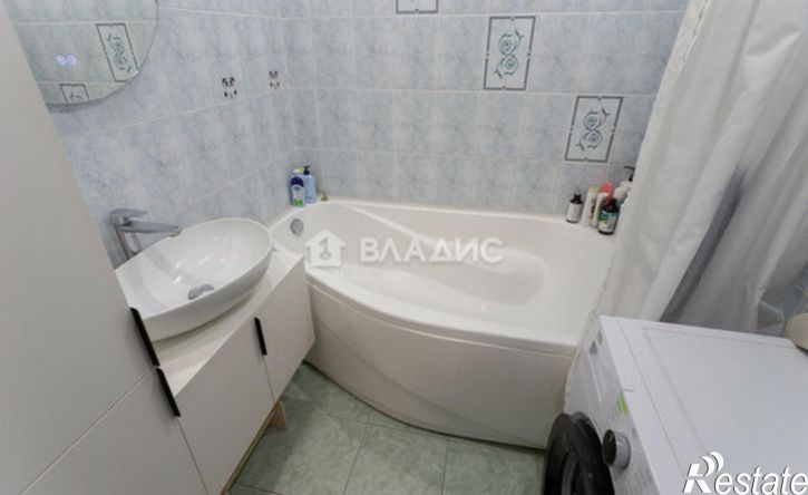 2-комн квартира улица Мира, 15Б,  д. 15Б