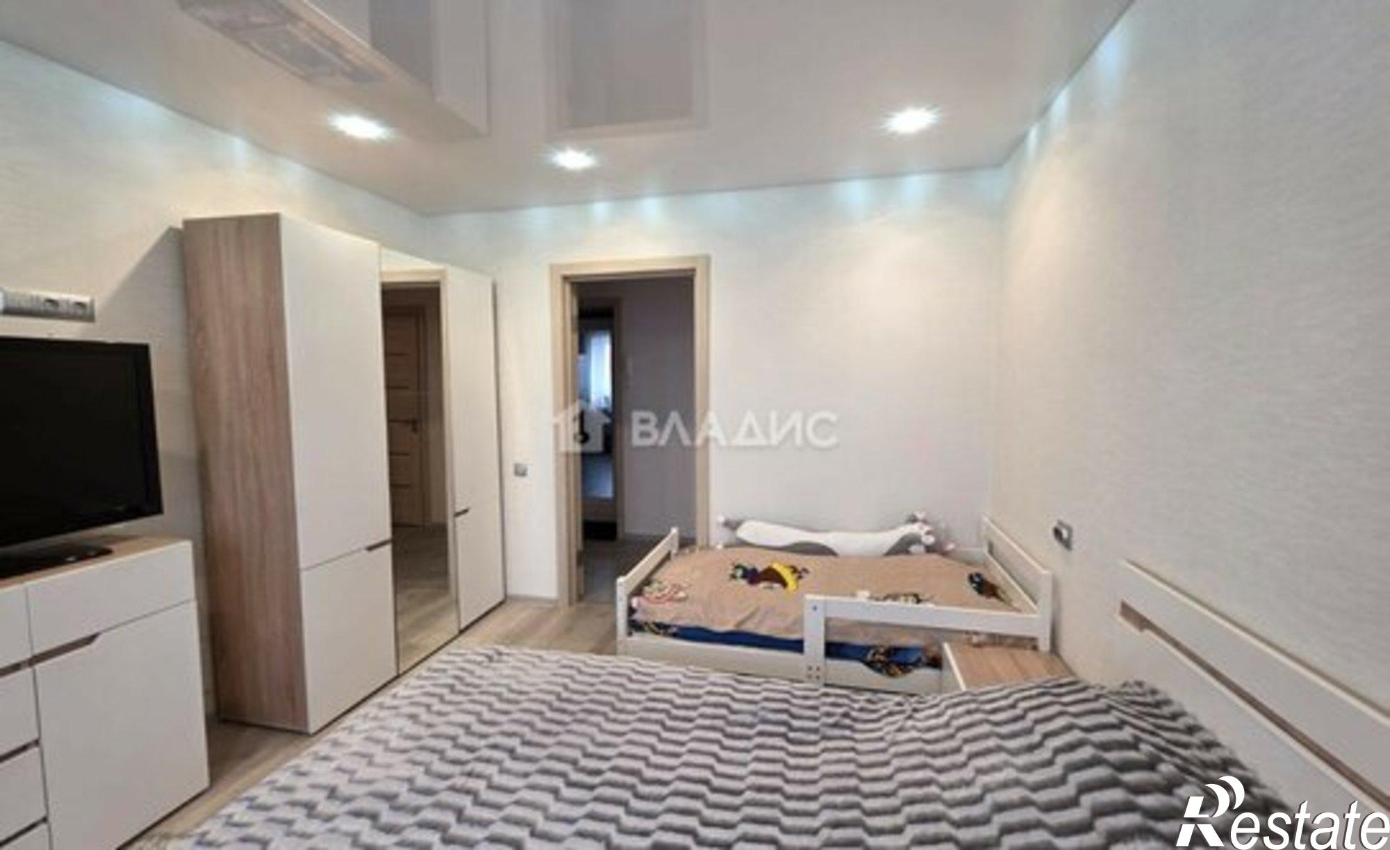 Купить квартиру за 6 400 000 рублей на ул Новгородская, 32