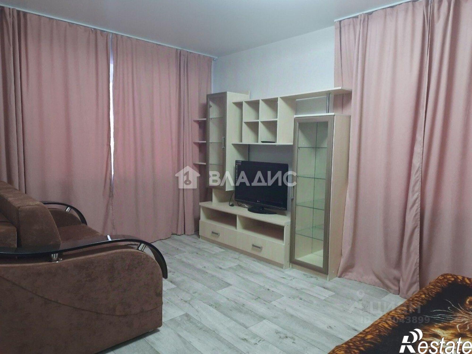 Сдать квартиру за 25 000 рублей на ул Балакирева, 18