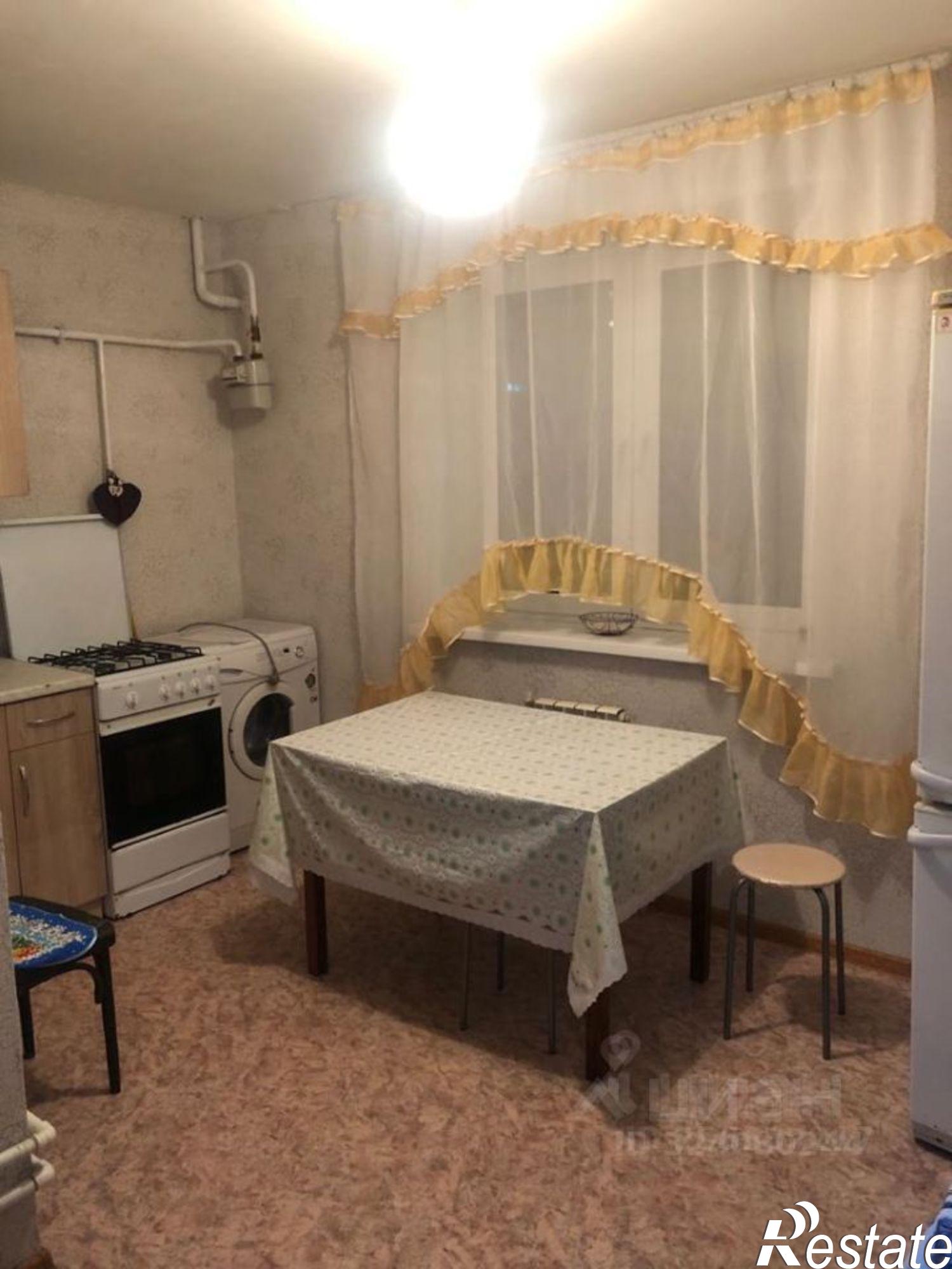 Сдать квартиру за 18 000 рублей на ул Славная, 10