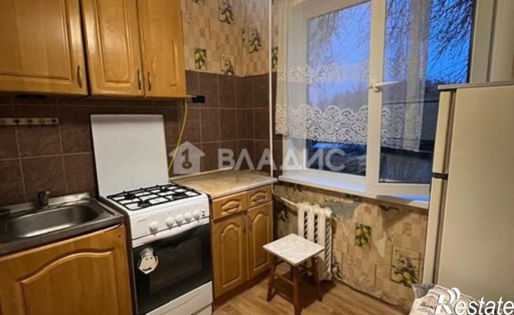 1-комн квартира улица Комиссарова, 61,  д. 61