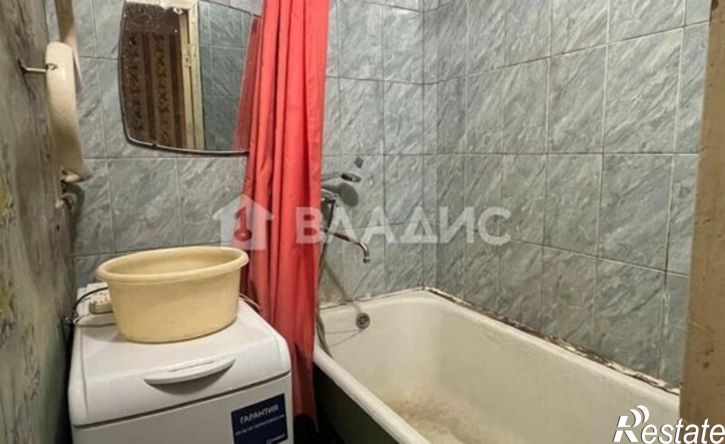 1-комн квартира улица Комиссарова, 61,  д. 61