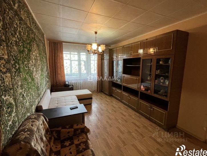 3-комн квартира улица Комиссарова, 63,  д. 63