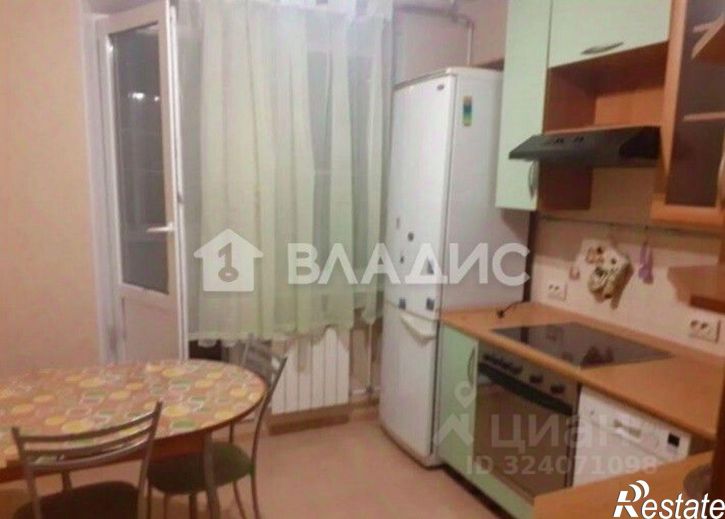 3-комн квартира улица Нижняя Дуброва, 37А,  д. 37А