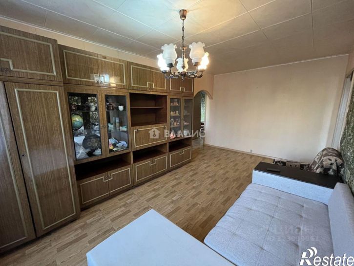 3-комн квартира улица Комиссарова, 63,  д. 63