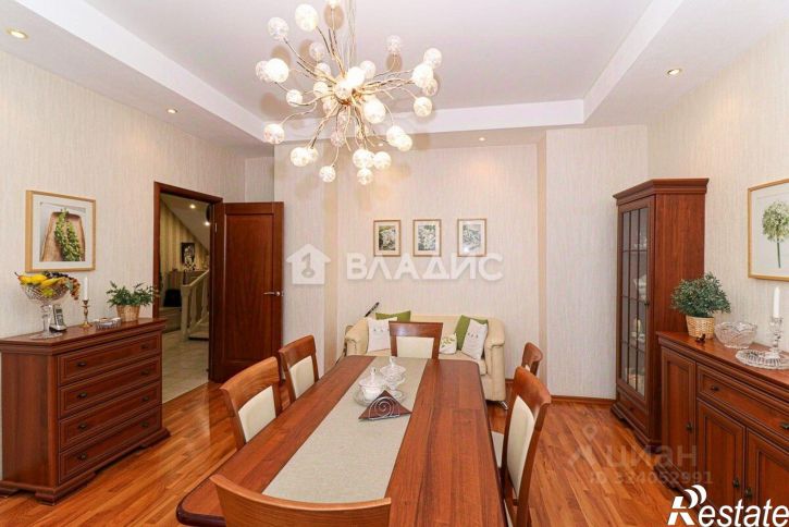 5-комн квартира ул Фейгина, 11,  д. 11