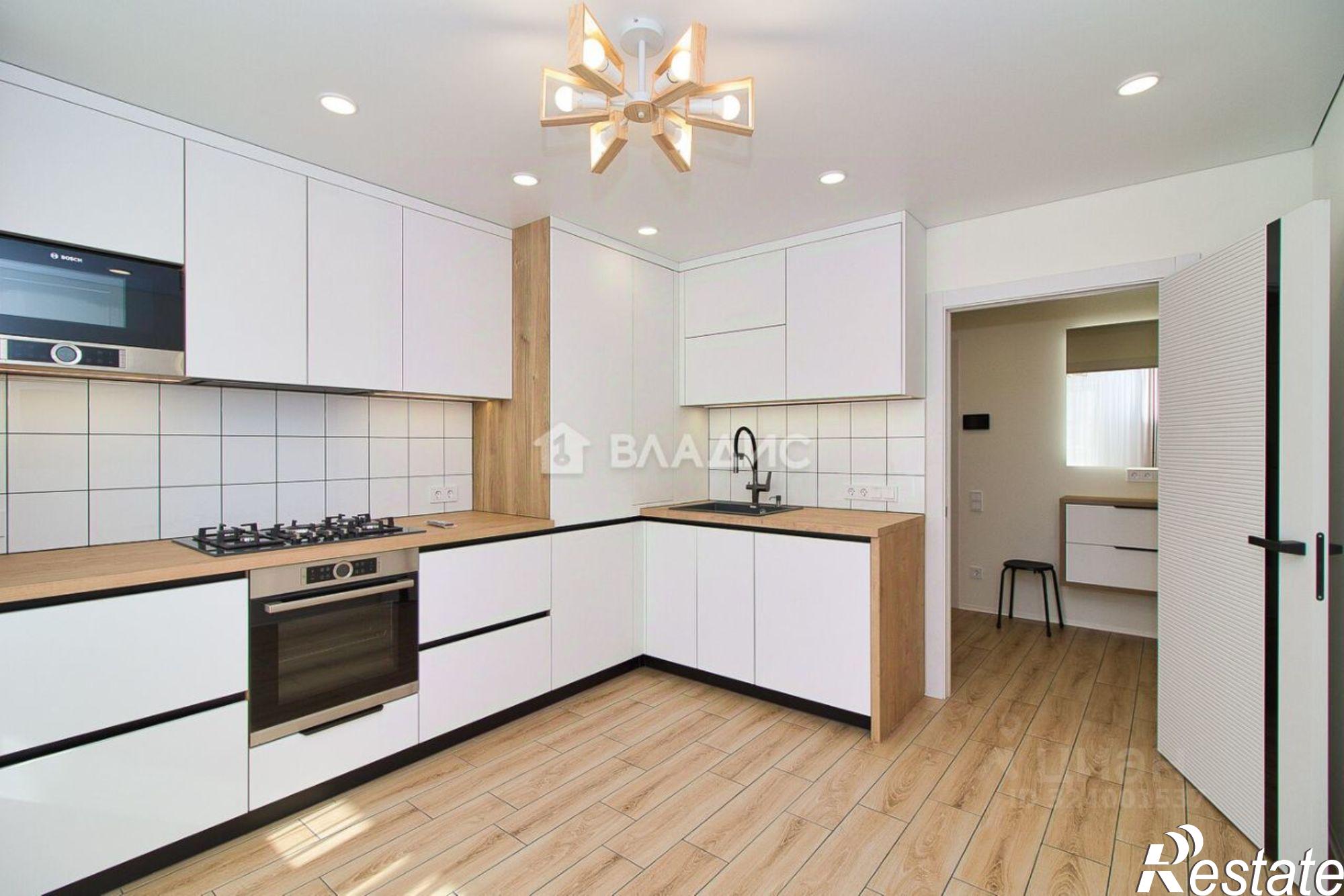 Купить квартиру за 11 900 000 рублей на ул Новгородская, 5