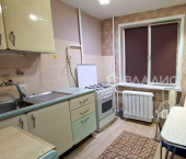 1-комн, 32кв м, этаж 1/5 пр-кт Строителей, 46В