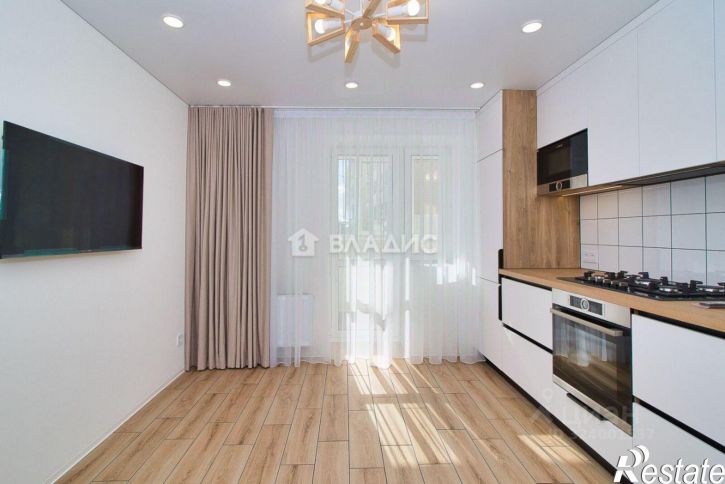 3-комн квартира ул Новгородская, 5,  д. 5