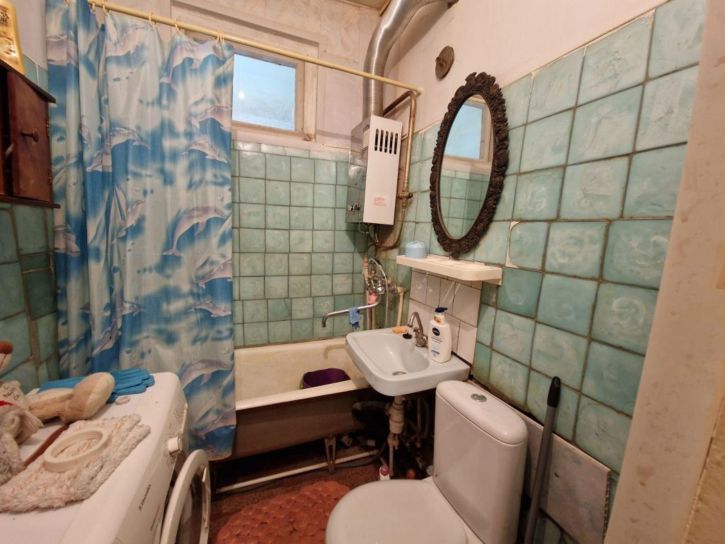 2-комн квартира Асаткина ул, 16