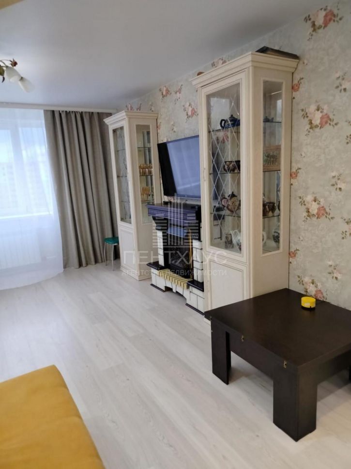 3-комн квартира улица Нижняя Дуброва, 50к2