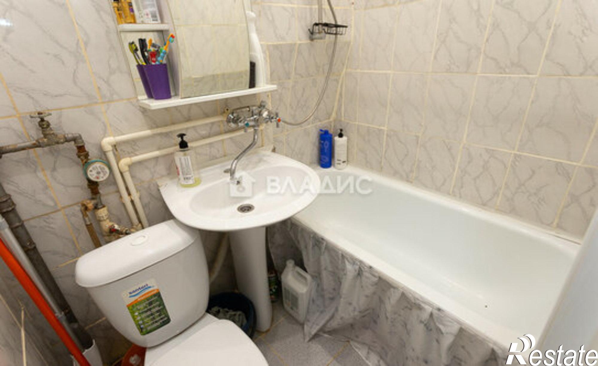 Купить квартиру за 3 600 000 рублей на ул Почаевская, 20А