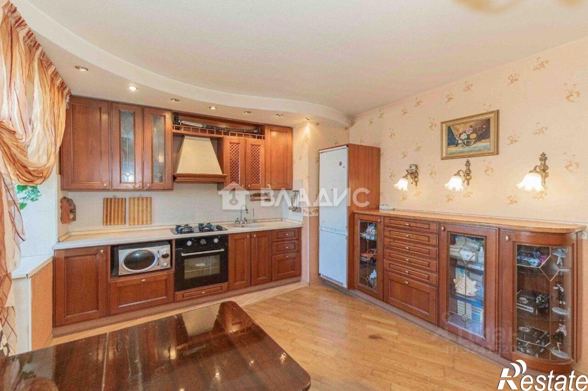 Купить квартиру за 6 350 000 рублей на улица Безыменского, 26А