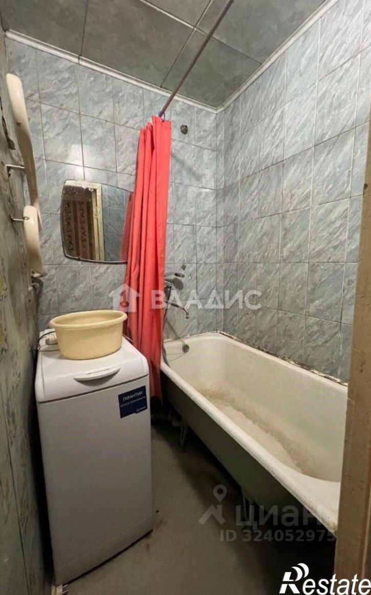 1-комн квартира улица Комиссарова, 61,  д. 61