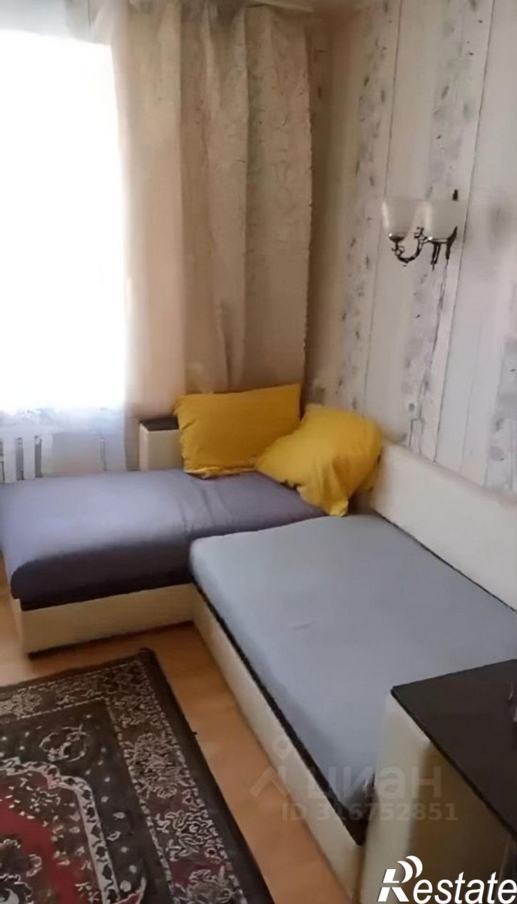 Комната ул 9 Января, 1,  д. 1