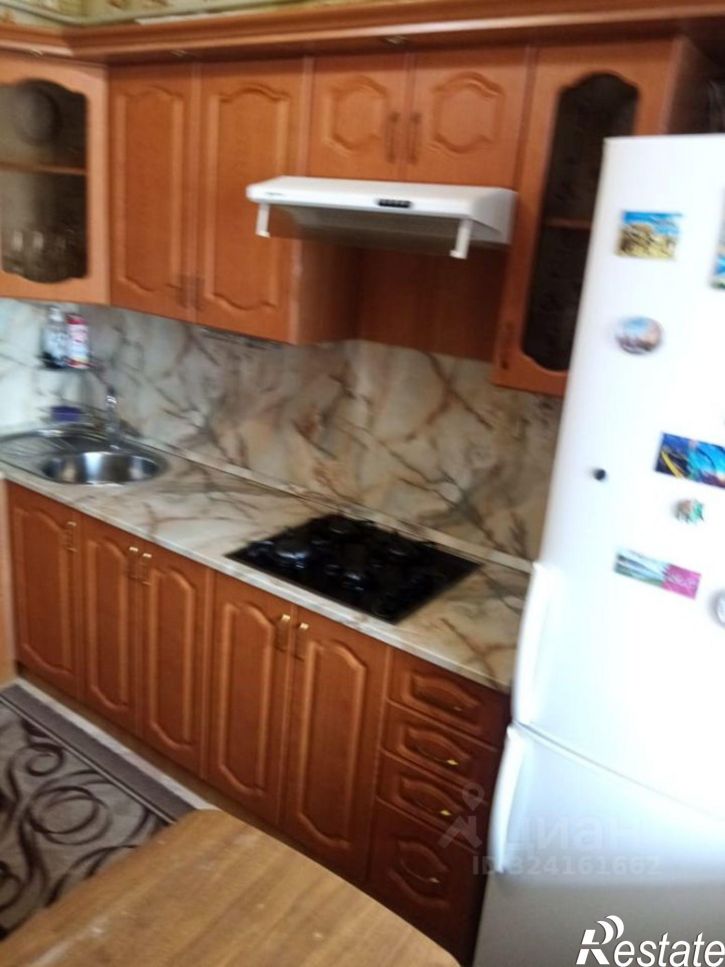 3-комн квартира Институтский г-к, 14,  д. 14