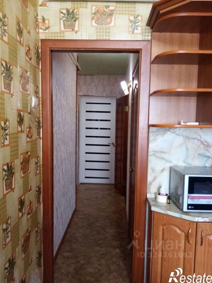 3-комн квартира Институтский г-к, 14,  д. 14