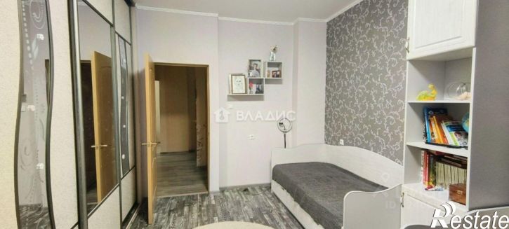 2-комн квартира ул Крайнова, 4,  д. 4