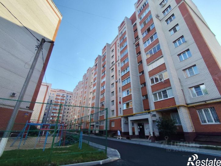 3-комн квартира пр-кт Строителей, 15Е,  д. 15Е