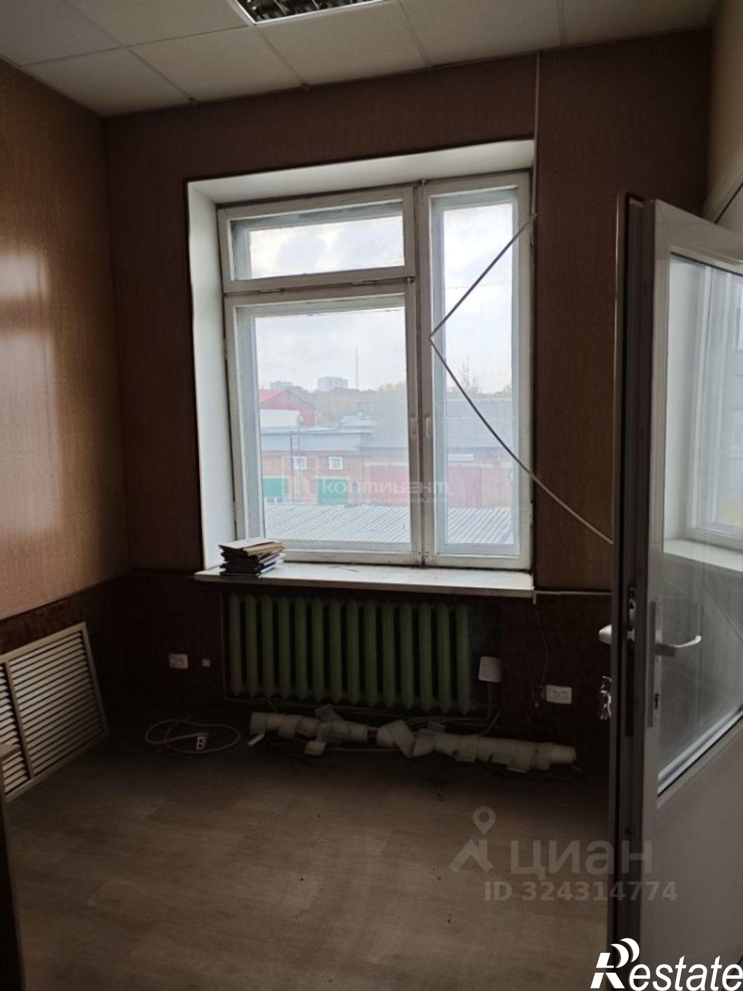 Сдать офис, помещение под офис за 12 002 рублей на улица 16 лет Октября, 10А