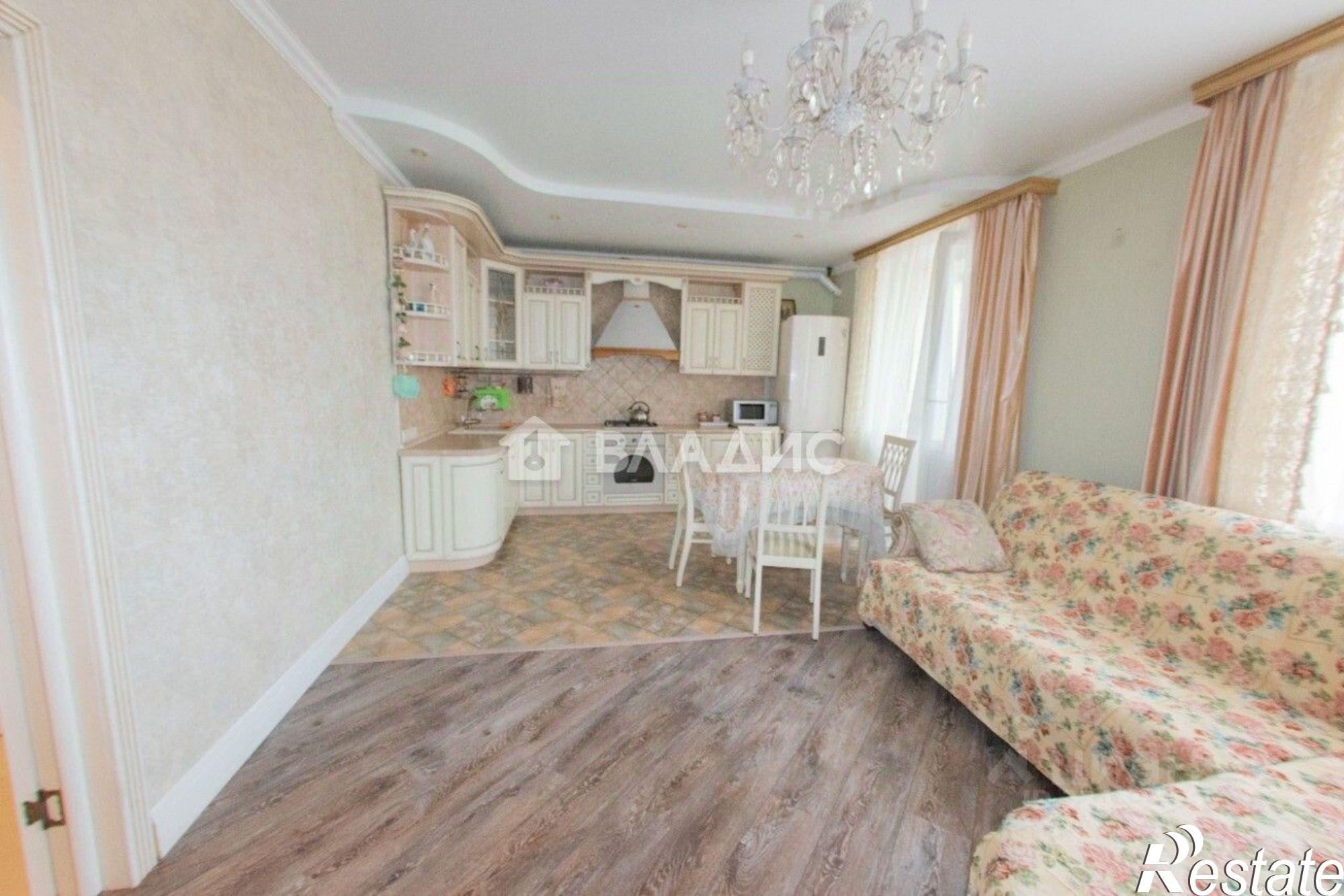 Сдать квартиру за 70 000 рублей на ул Ломоносова, 11а