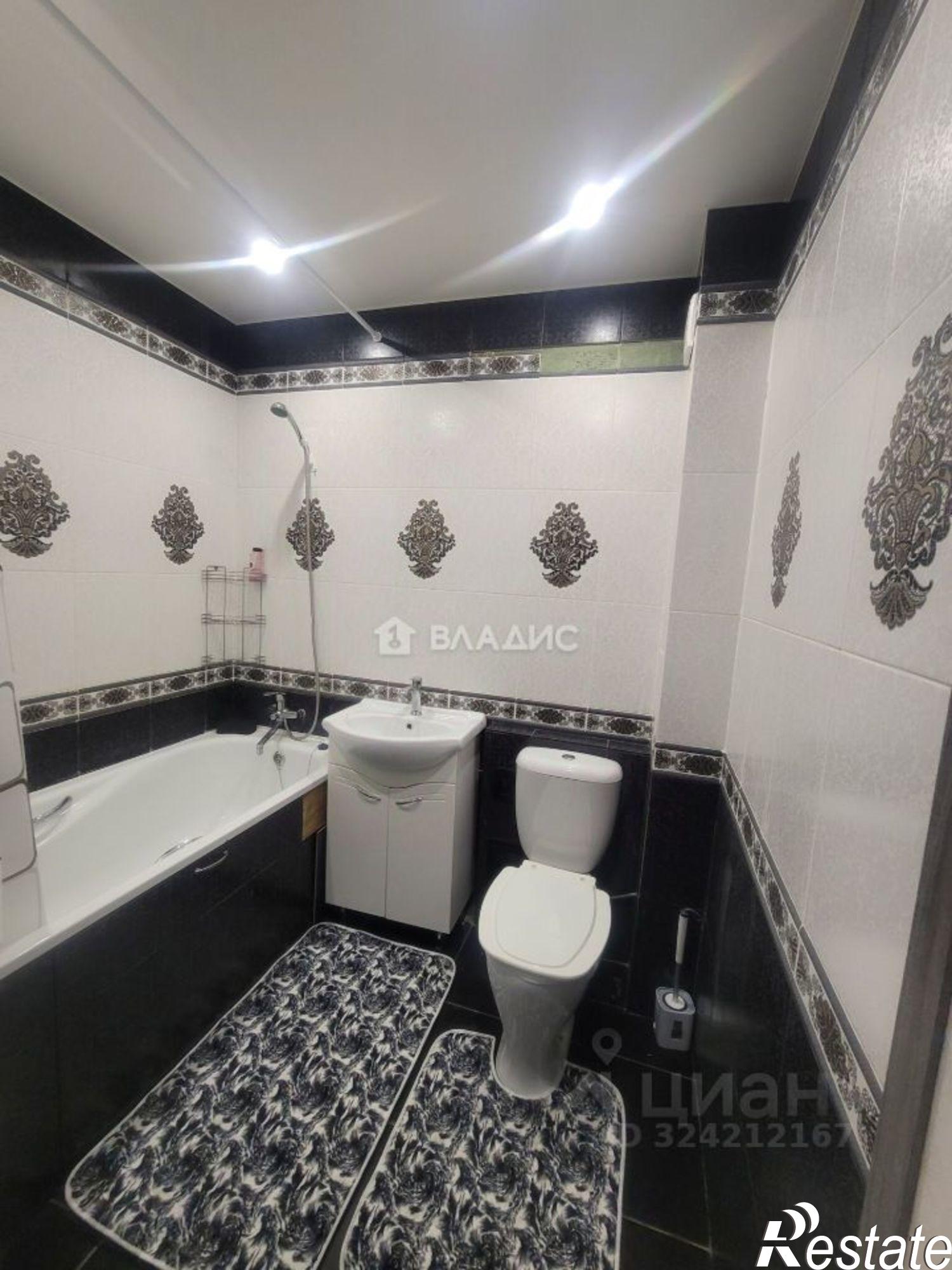 Сдать квартиру за 24 000 рублей на ул Батурина, 37