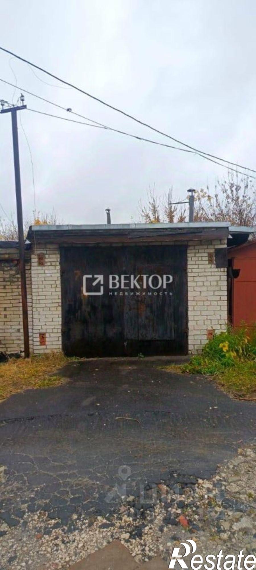 Купить гараж, место в паркинге за 850 000 рублей на Красносельская улица