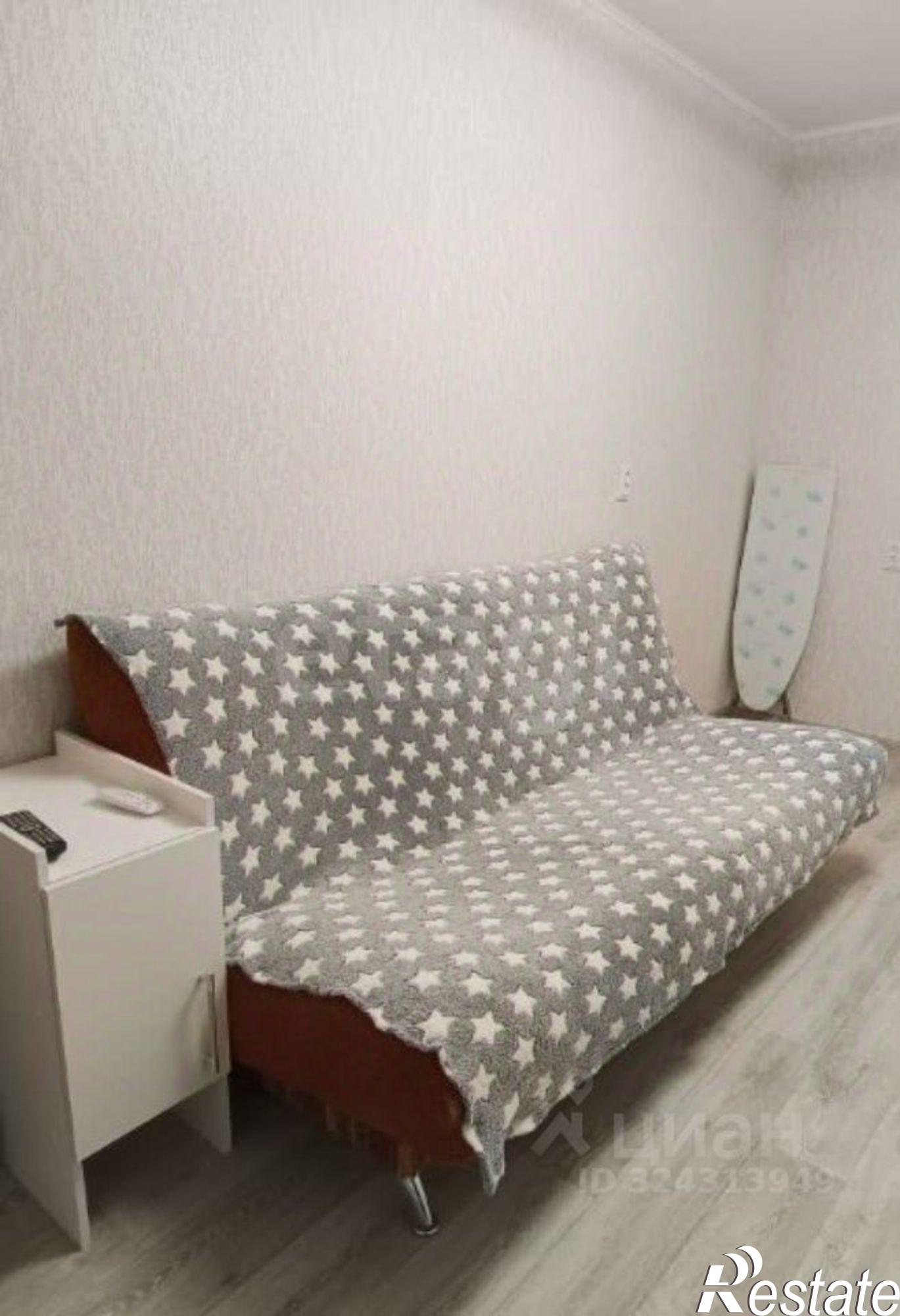 Сдать квартиру за 33 000 рублей на ул Новгородская, 3