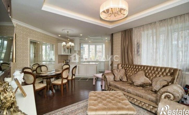 3-комн квартира улица Сакко и Ванцетти, 23,  д. 23