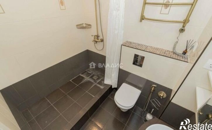 2-комн квартира ул Офицерская, 1А,  д. 1А