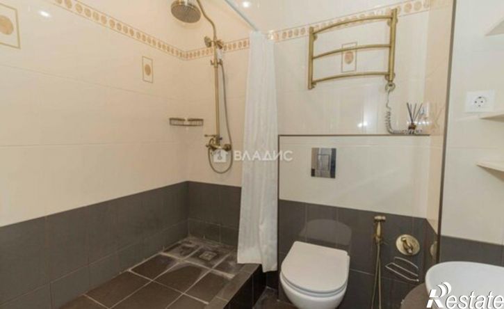 2-комн квартира ул Офицерская, 1А,  д. 1А