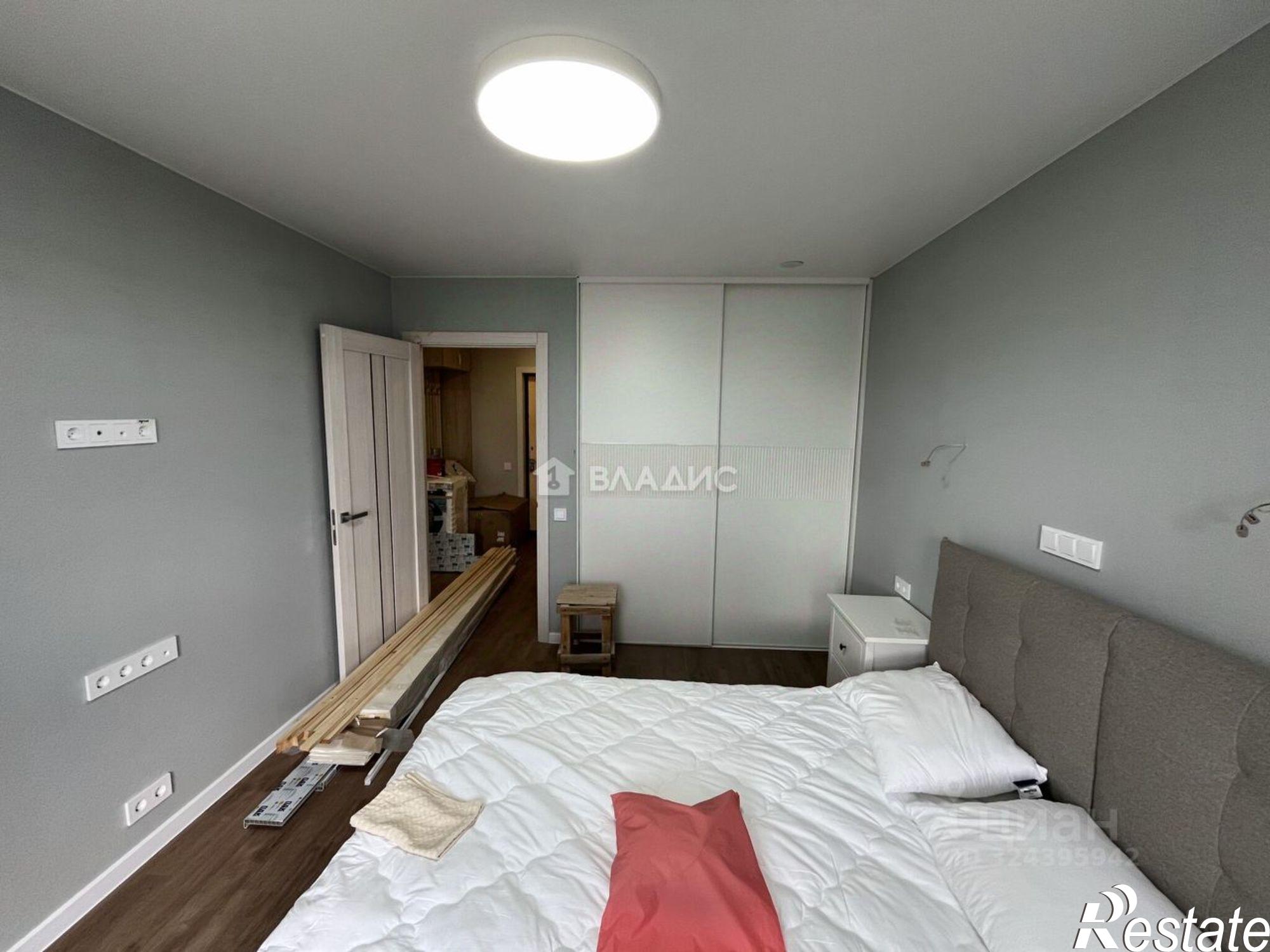 Сдать квартиру за 35 000 рублей на проспект Строителей, 9А