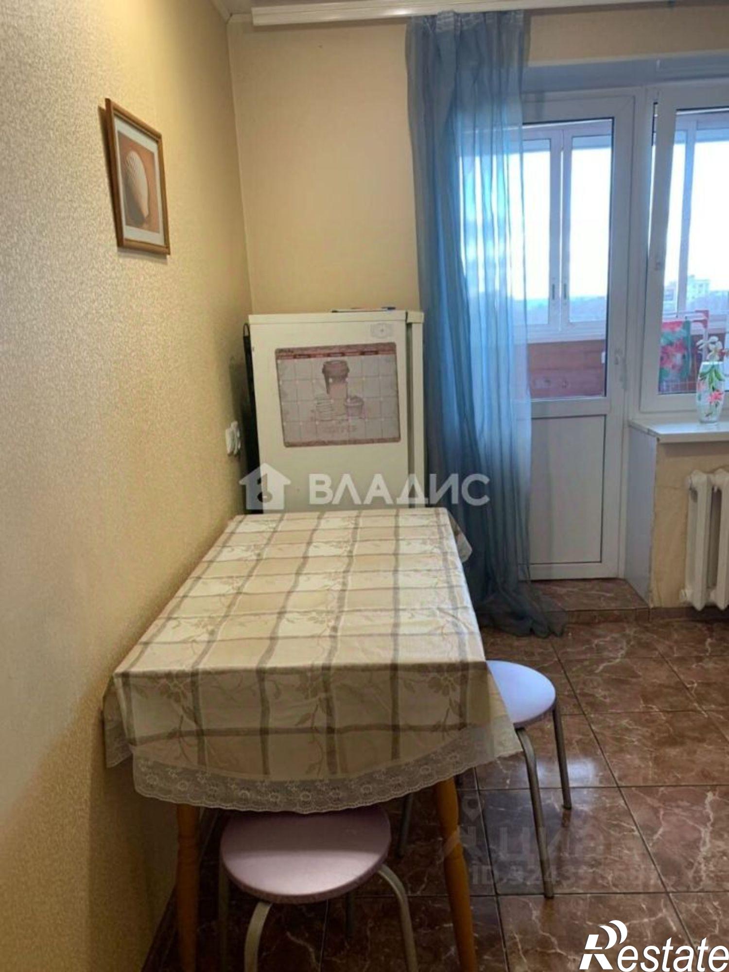 Сдать квартиру за 30 000 рублей на пр-кт Строителей, 15Е