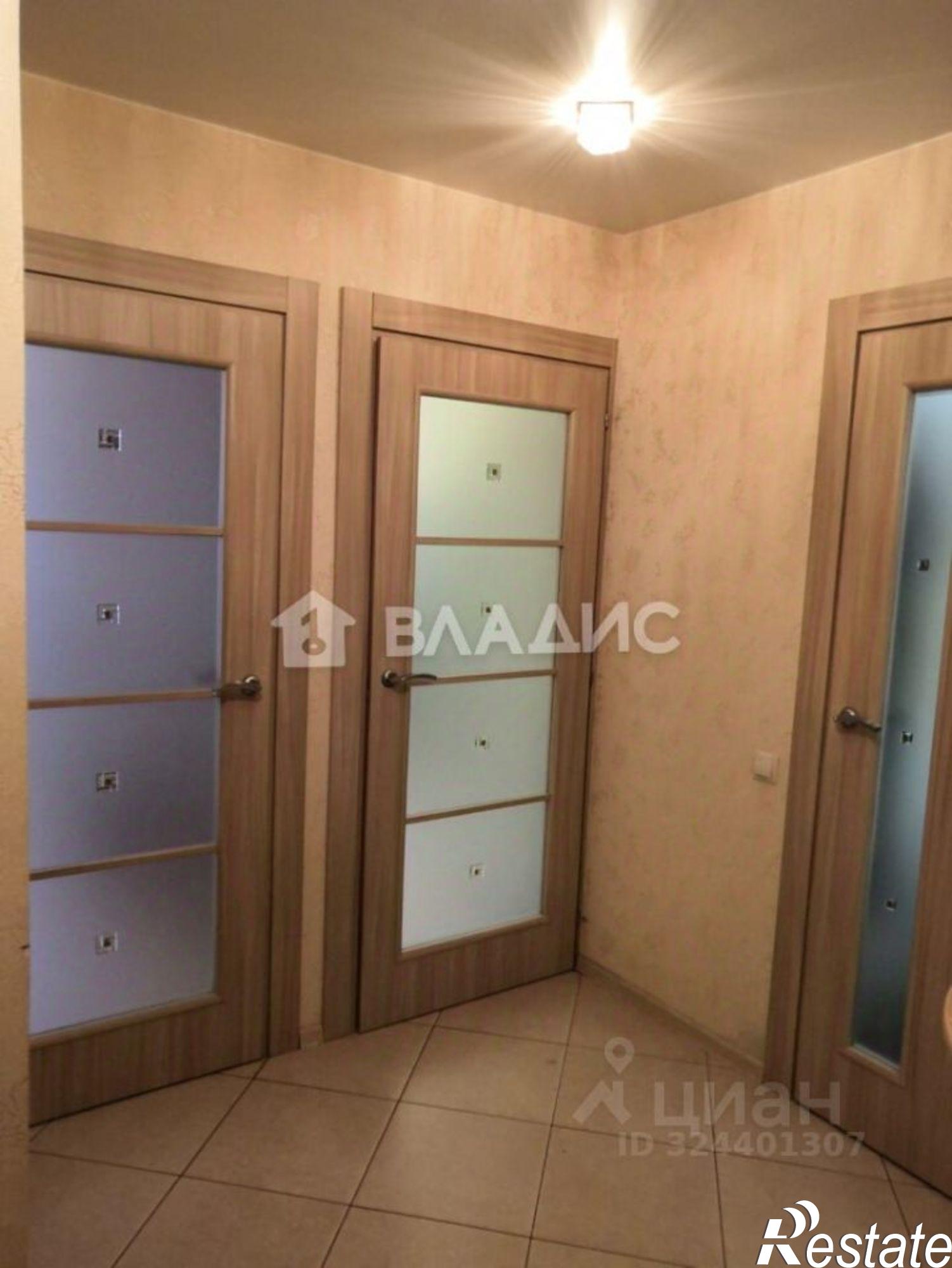 Сдать квартиру за 35 000 рублей на улица Белоконской, 14Б