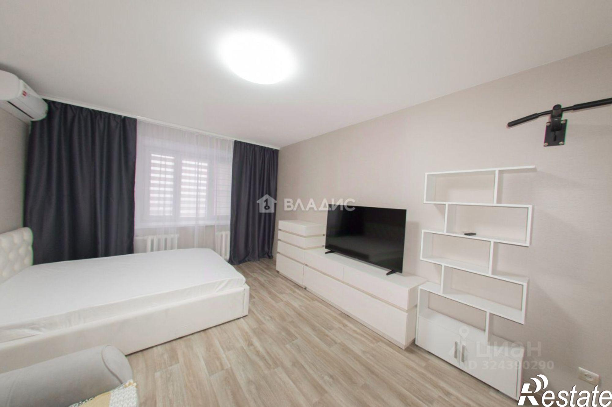 Сдать квартиру за 28 000 рублей на ул Тихонравова, 11