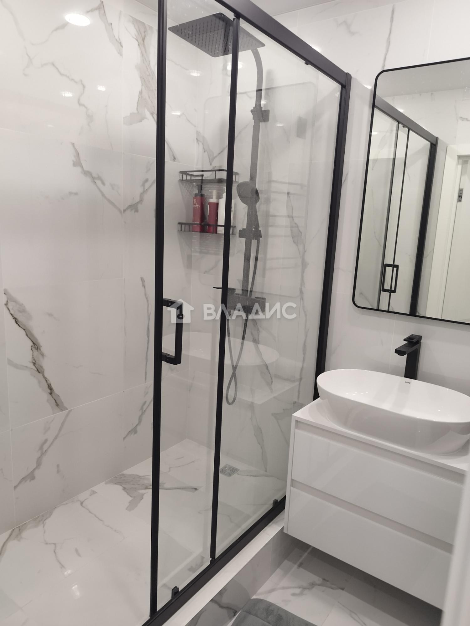 Купить квартиру за 12 850 000 рублей на проспект Строителей