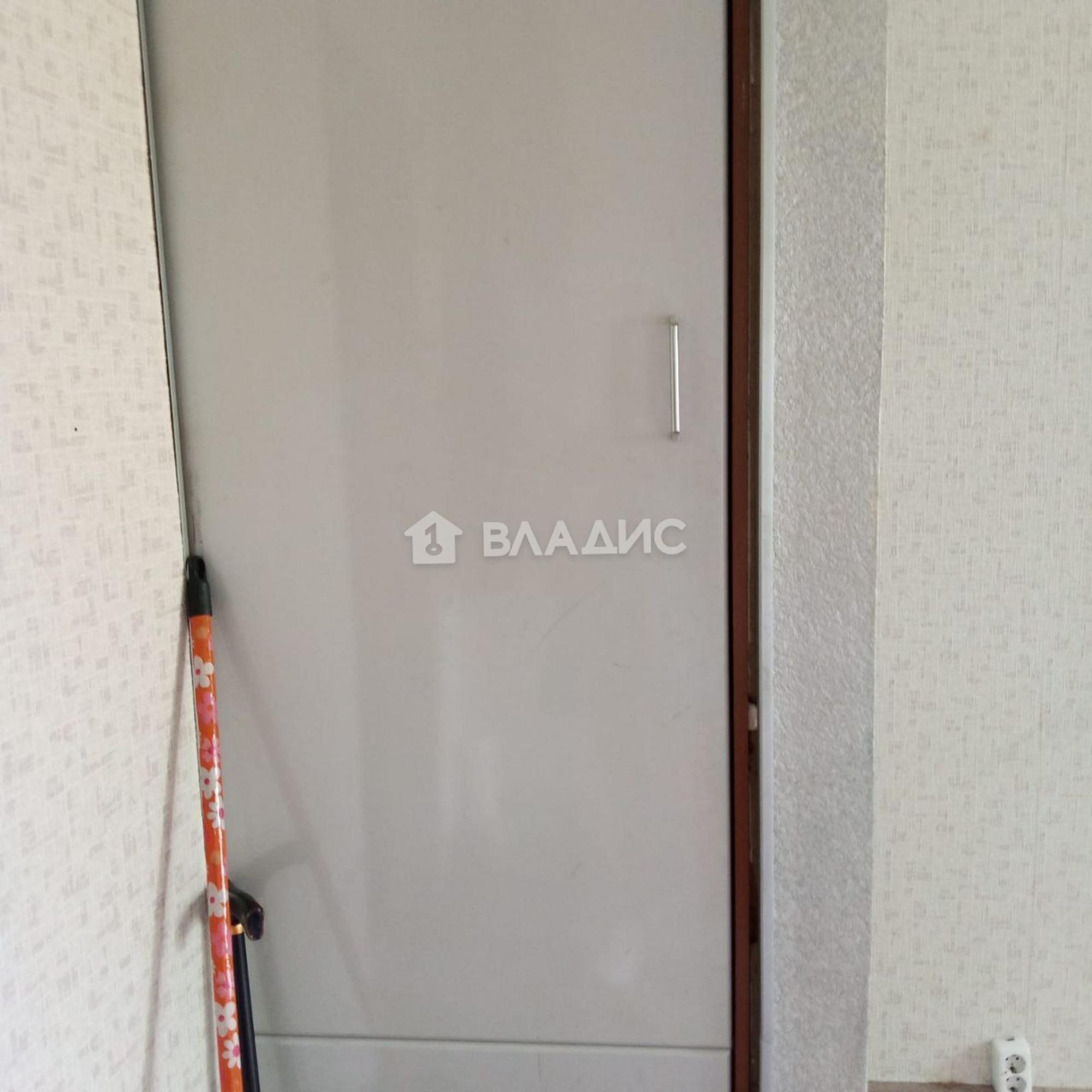 Купить комнату за 900 000 рублей на улица Горького