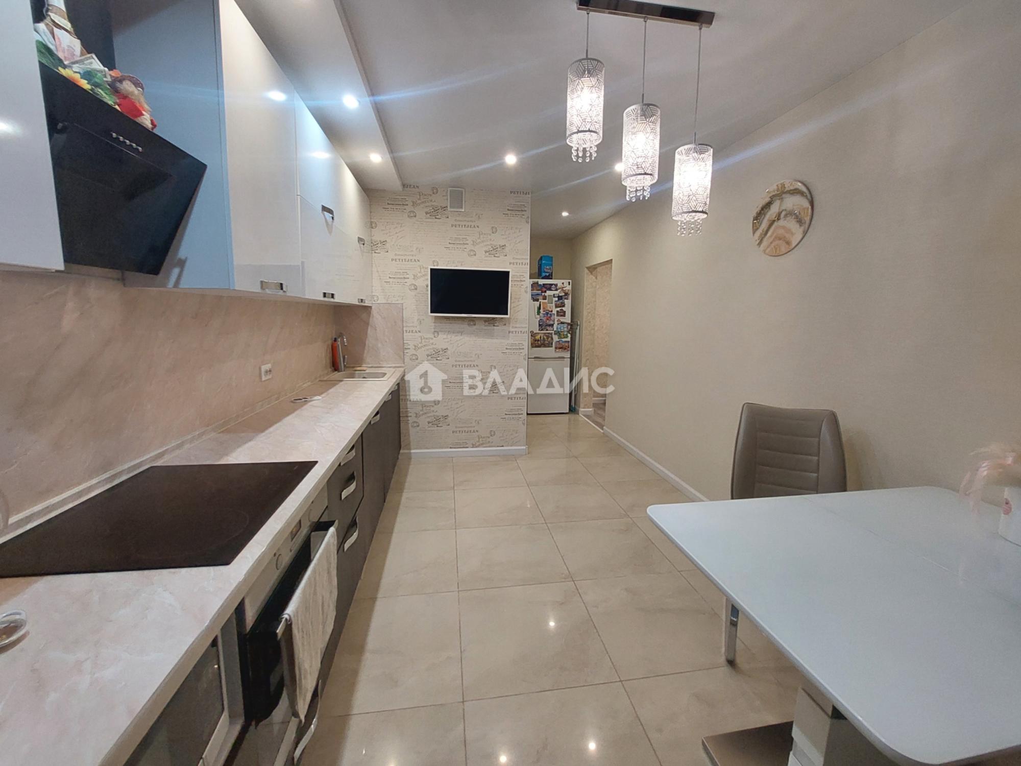 Купить квартиру за 10 700 000 рублей на улица Нижняя Дуброва