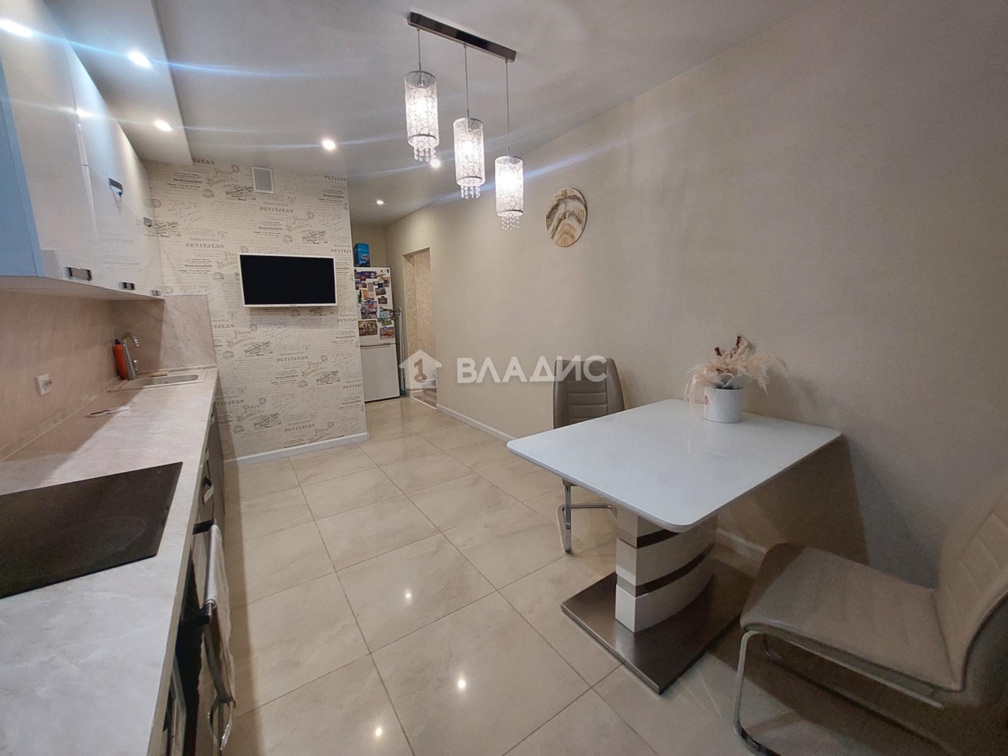 Купить квартиру за 10 700 000 рублей на улица Нижняя Дуброва